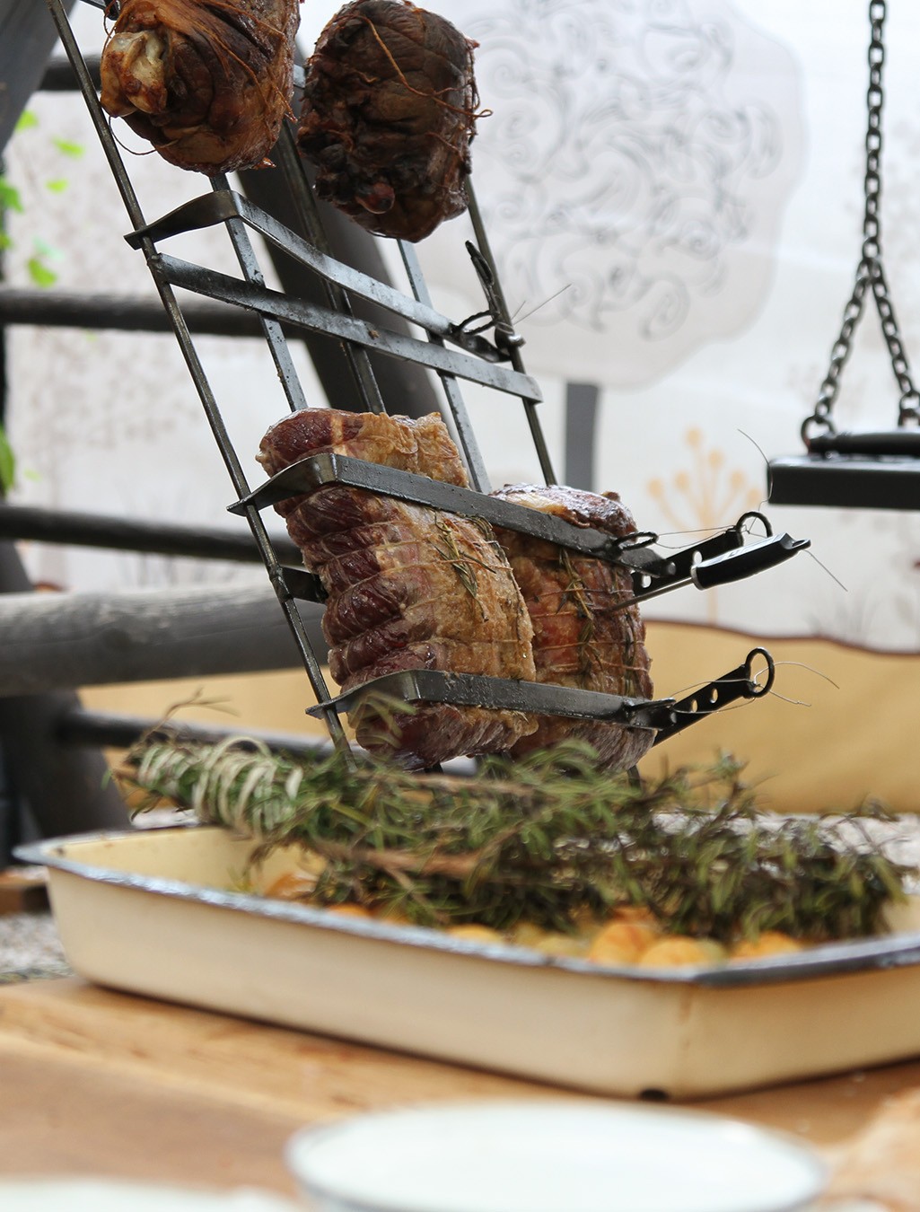 Asado grill with meat © Katharina Schäfer