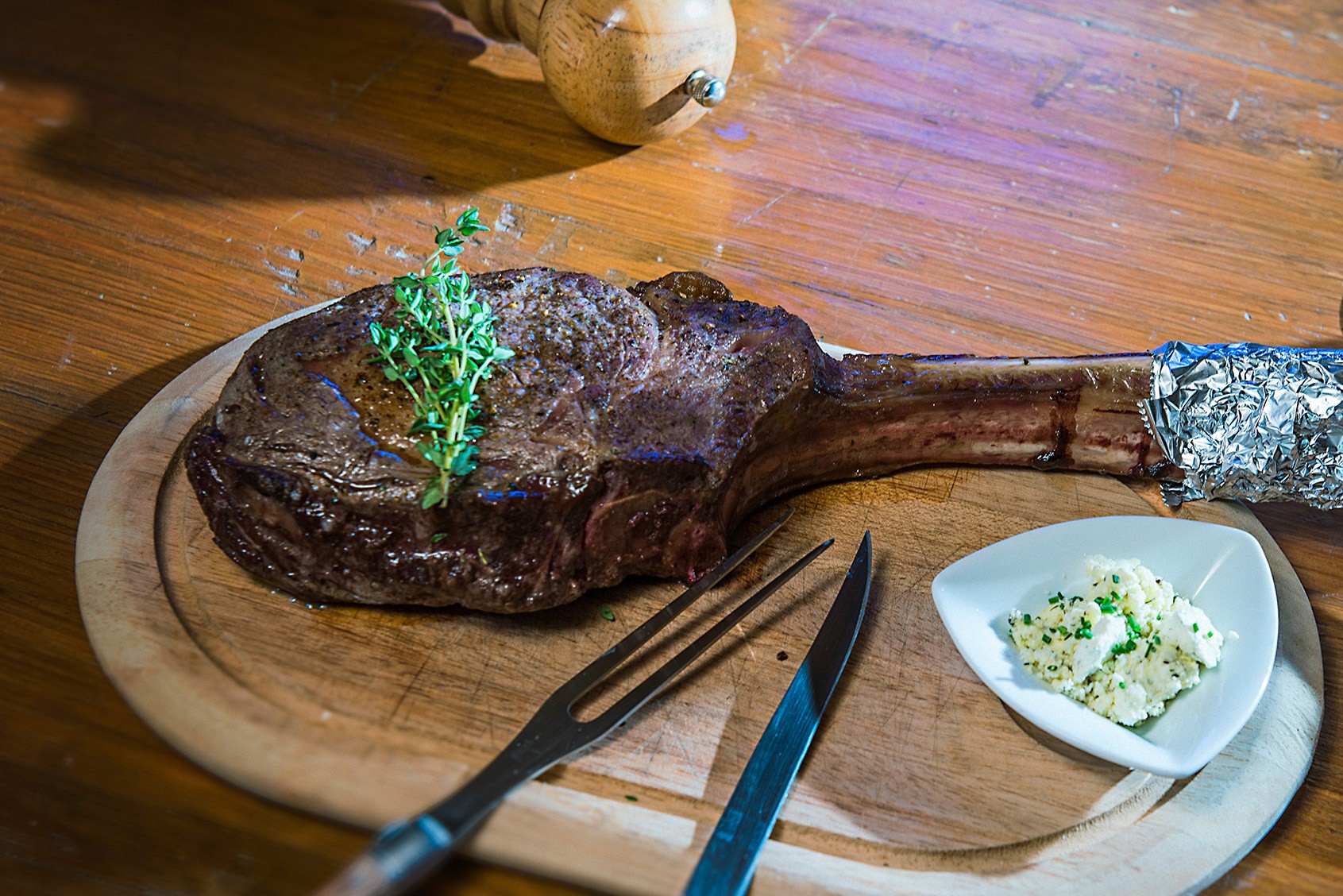 Tomahawk Steak